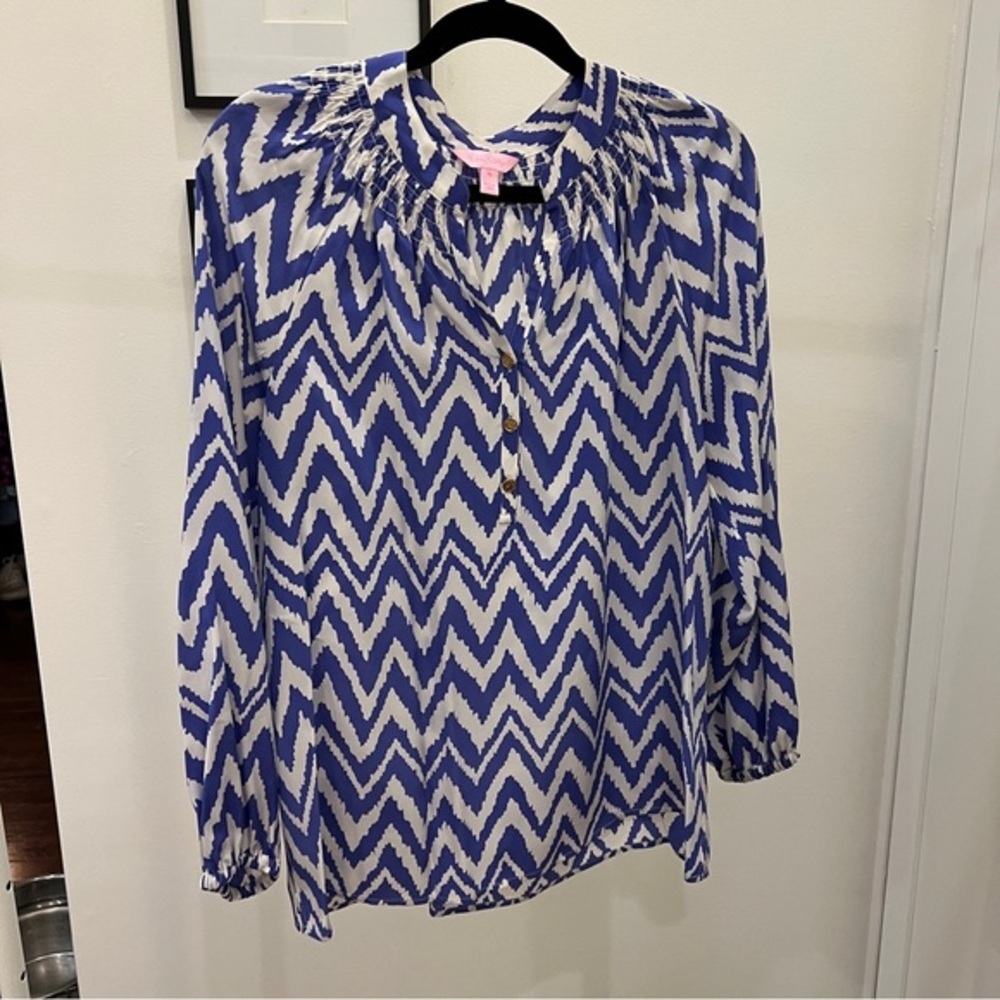LILLY PULITZER Elsa Silk get your chev on womens size medium - Picture 2 of 6